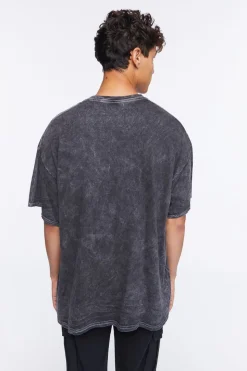 Acid Wash Kiss Graphic Tee