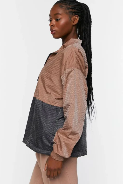 Active Colorblock Half-Zip Pullover