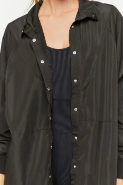Active Oversized Dolphin-Hem Jacket