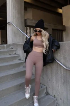 Active Ribbed-Panel Leggings