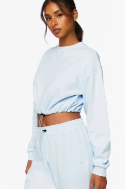 Active Toggle Drawstring Crop Top