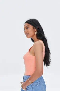 Aloha Graphic Cropped Tank Top