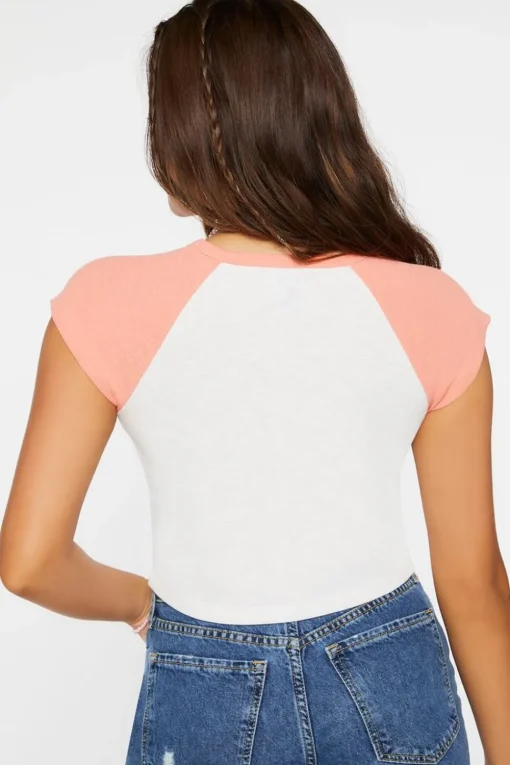 Barbados Graphic Cropped Raglan Tee