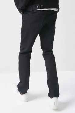 Basic Slim-Fit Jeans