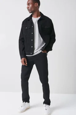 Basic Slim-Fit Jeans