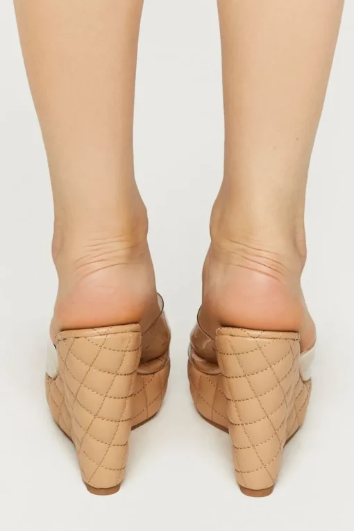 Clear-Vamp Quilted Wedges