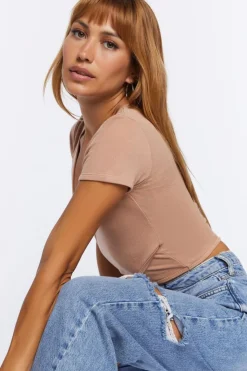 Crossover Cropped Tee