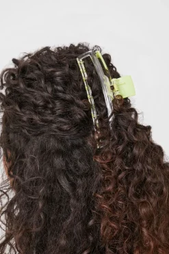 Cutout Claw Hair Clip