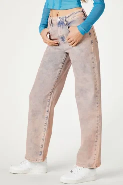 Distressed 90S-Fit Jeans