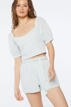 Embroidered Floral Crop Top
