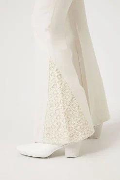 Flare Crochet Jeans