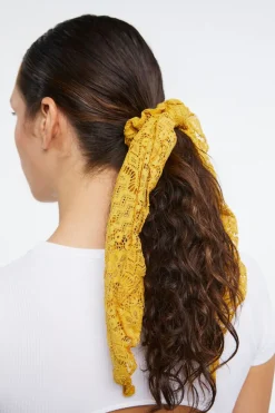 Floral Lace Bow Scrunchie