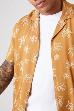 Floral Line Art Graphic Shirt