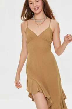 Handkerchief Flounce Midi Dress