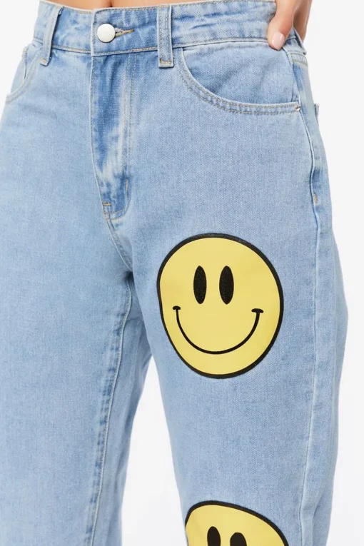 Happy Face Graphic Wide-Leg Jeans