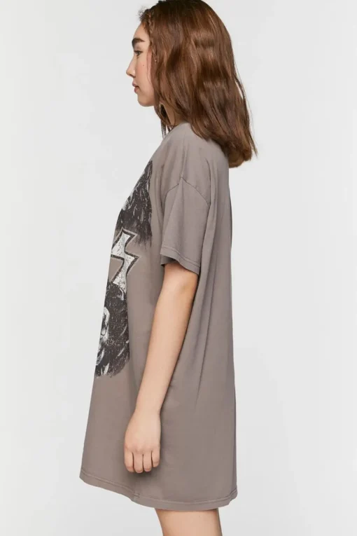 Kiss Graphic T-Shirt Dress