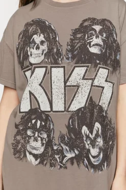 Kiss Graphic T-Shirt Dress