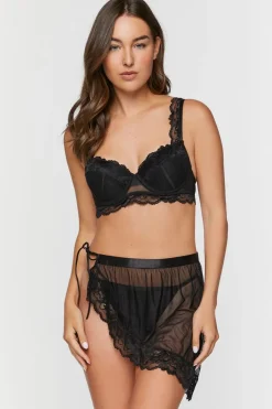 Lace-Trim Bra & Panty Lingerie Set