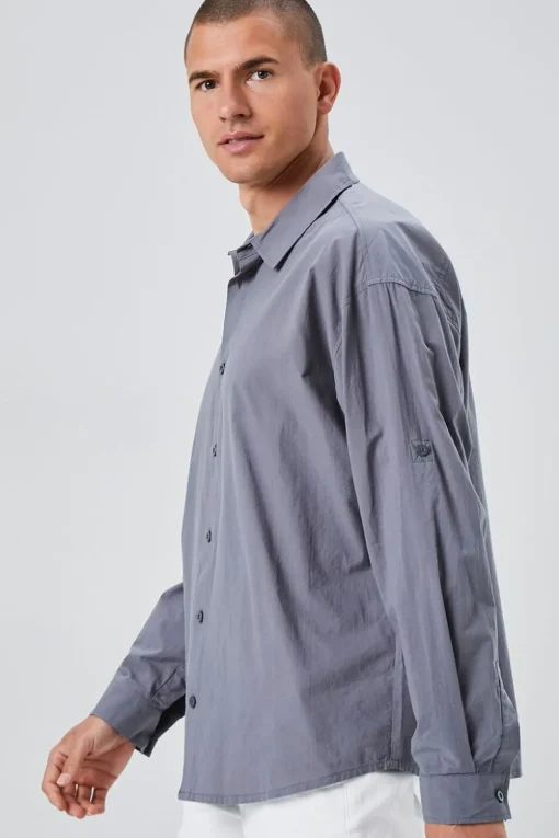 Long-Sleeve Buttoned Shirt