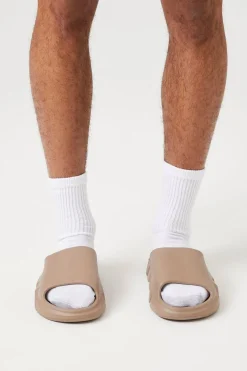 Lug-Sole Slides