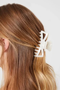 Marble Cutout Claw Hair Clip