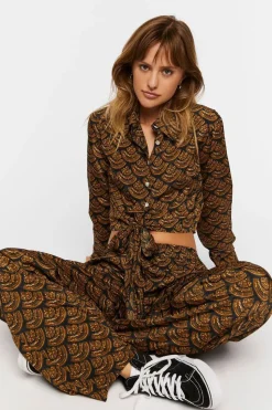 Ornate Print Wide-Leg Pants
