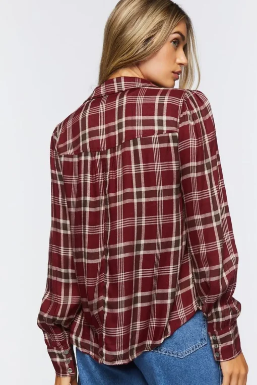 Plaid Dolphin-Hem Shirt