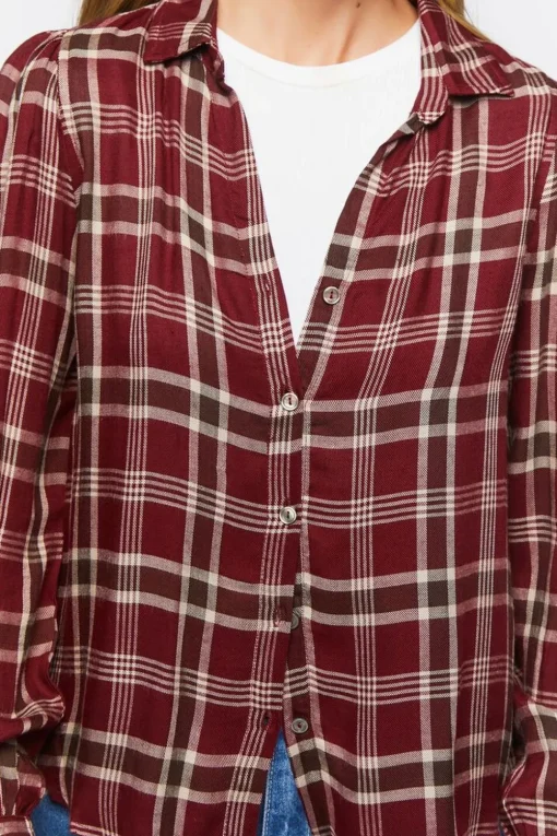 Plaid Dolphin-Hem Shirt