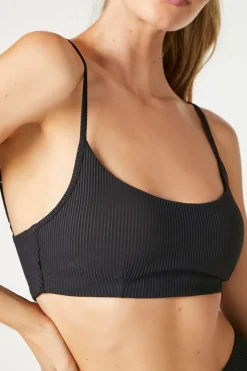 Ribbed Scoop Sports Bra