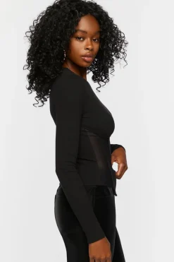 Ribbed V-Hem Top