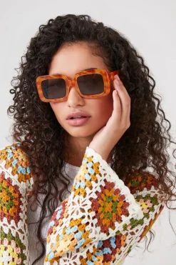 Square Tortoiseshell Sunglasses