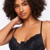 V-Hem Lace Underwire Bra