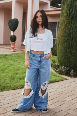 Wide-Leg Distressed Jeans